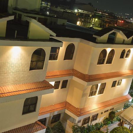 Hotel Premier Huehuetenango Buitenkant foto